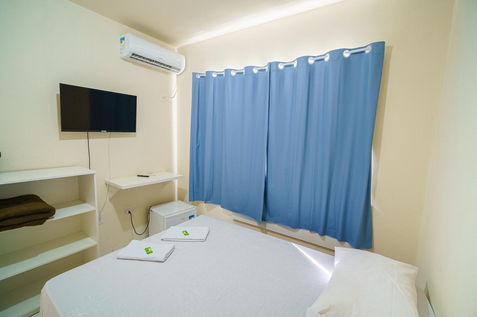 Hotel Janaina 贝卢港 外观 照片